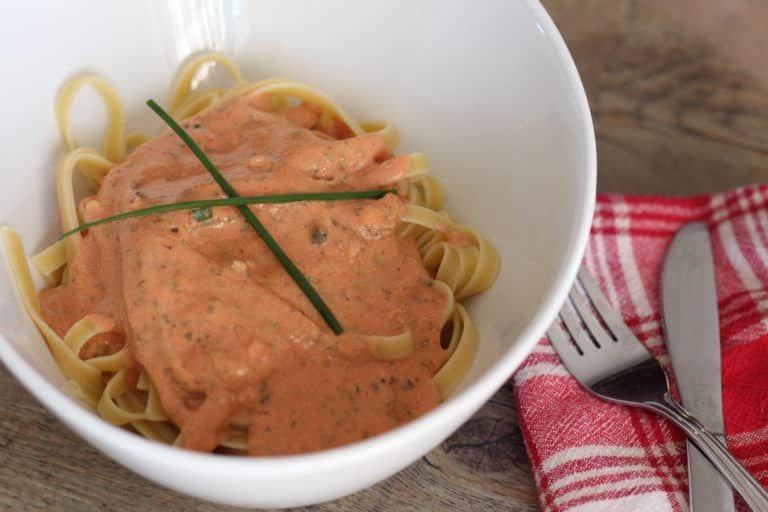 Sauce rosée tellement bonne RecettesMaison.ca