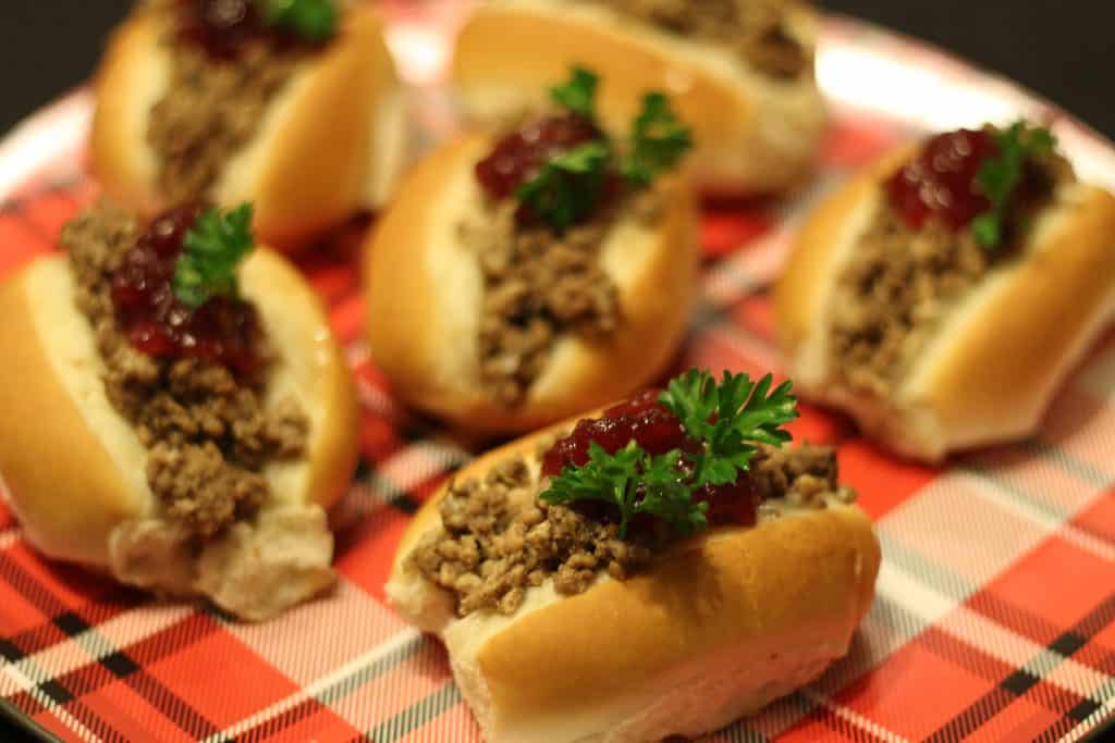 Petits pains farcis à la tourtière